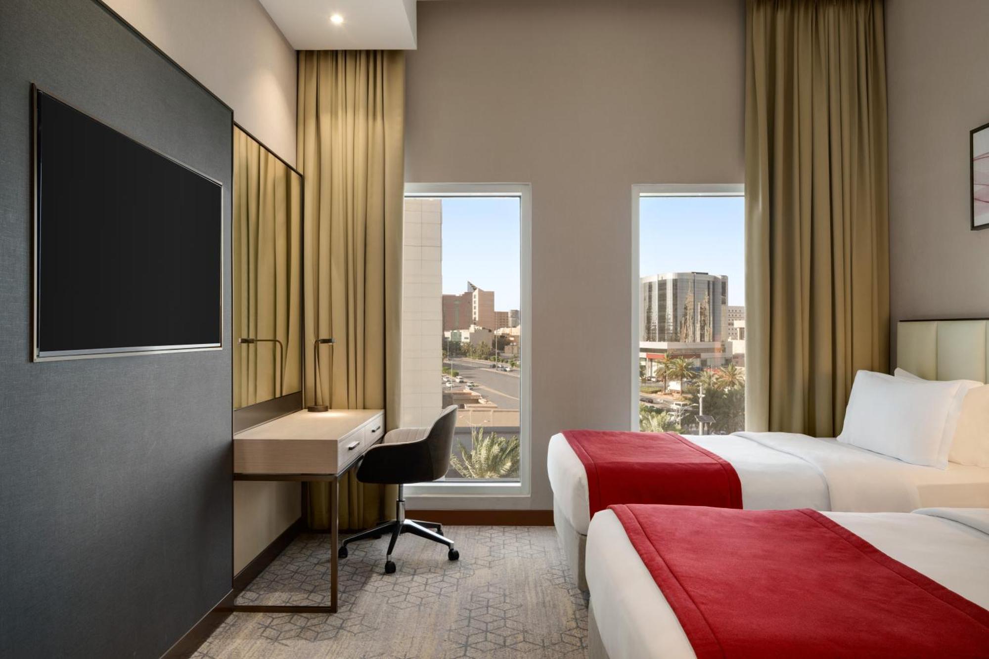 Ramada By Wyndham Riyadh King Fahd Road Extérieur photo A guest room at the Hilton Las Vegas