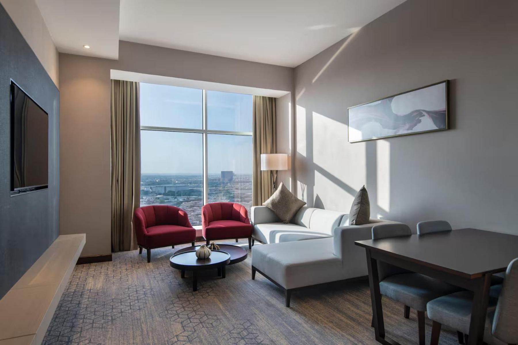 Ramada By Wyndham Riyadh King Fahd Road Extérieur photo
